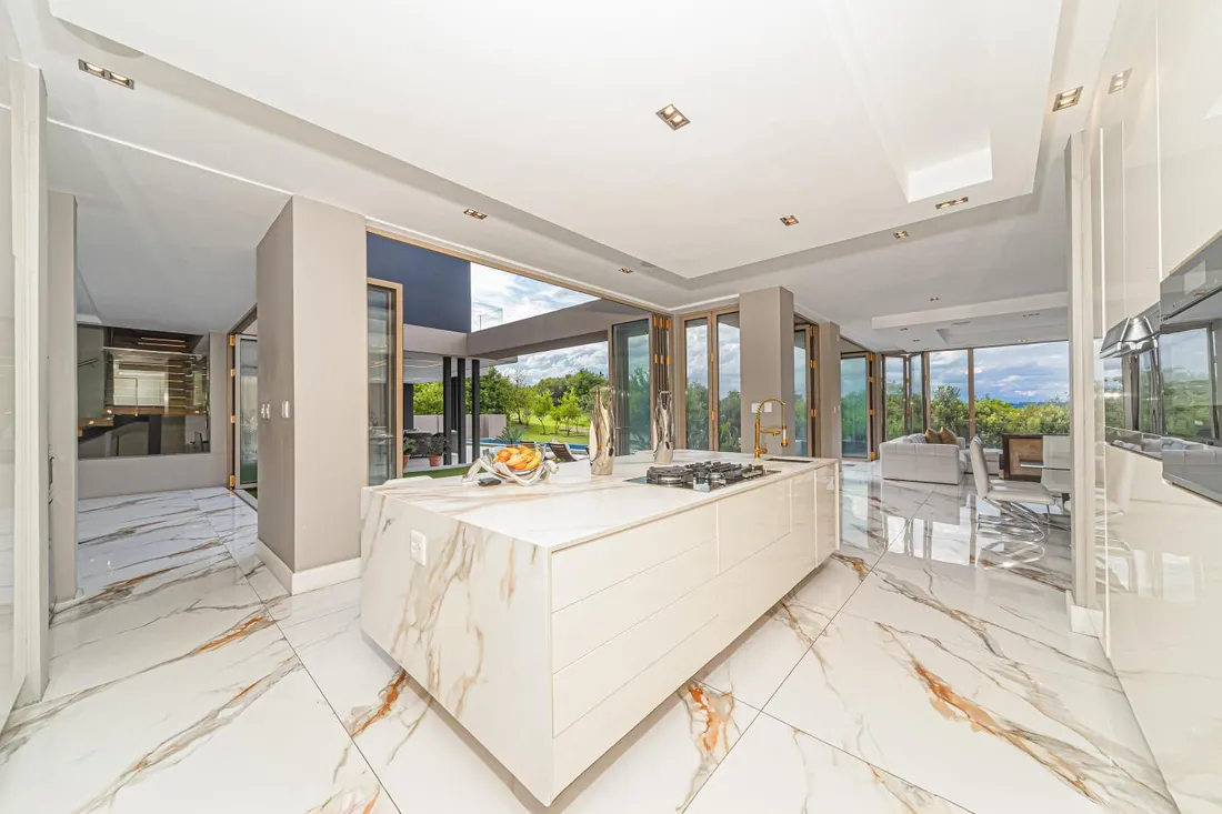 Open Kitchen