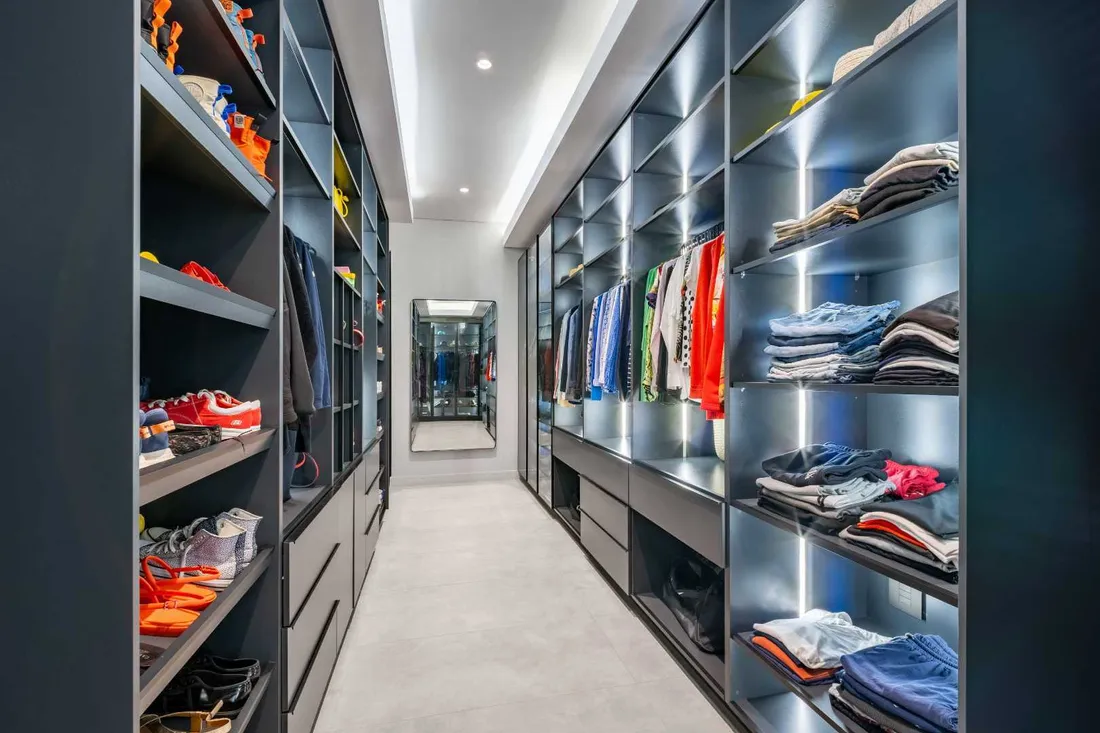 Closet