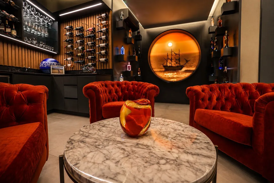 Bar Space