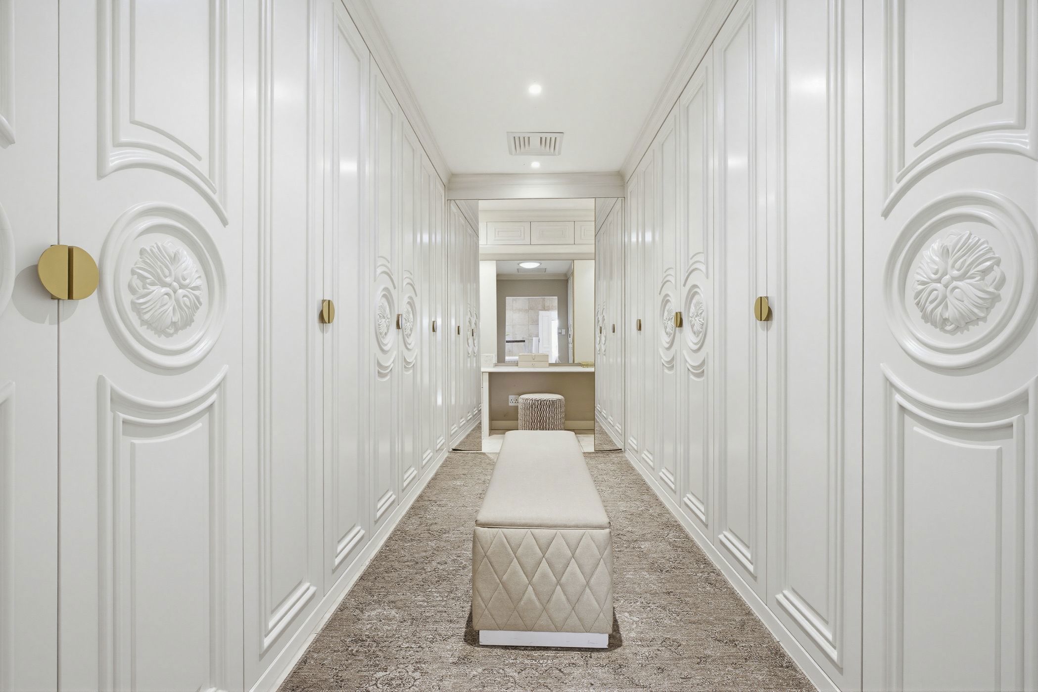 Dressing Space