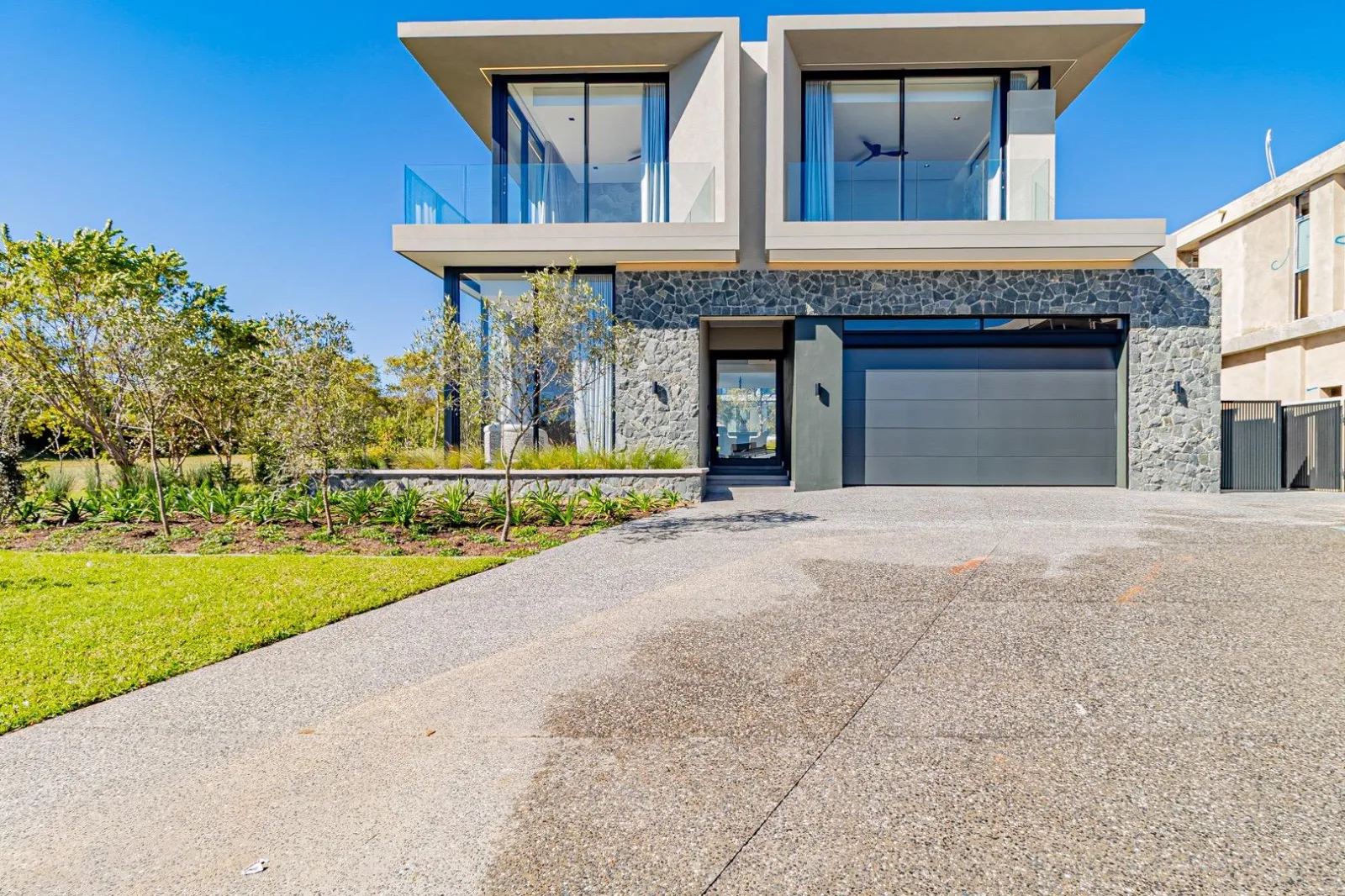 A Statement in Contemporary Luxury 🇿🇦