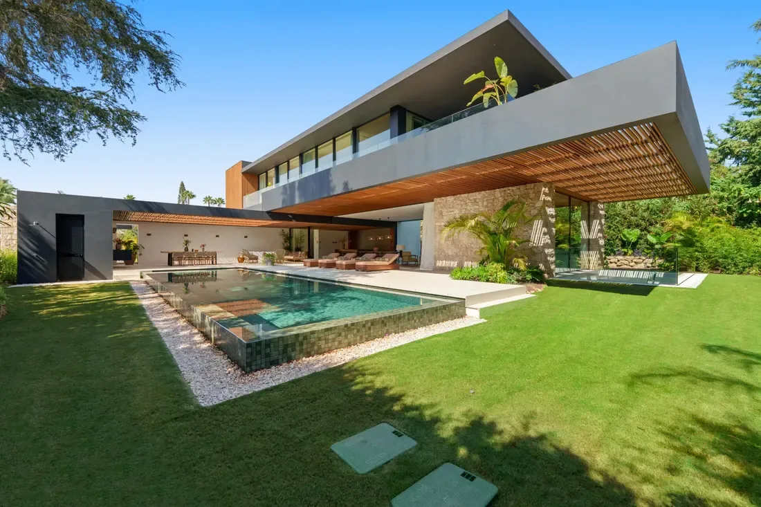 Modern Mediterranean Living in Marbella's Golf Valley 🇪🇸